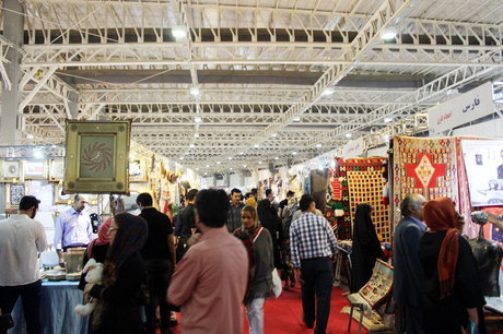 بازارچه دائمی فروش محصولات بانوان در تمام شهرهای استان احداث می شود