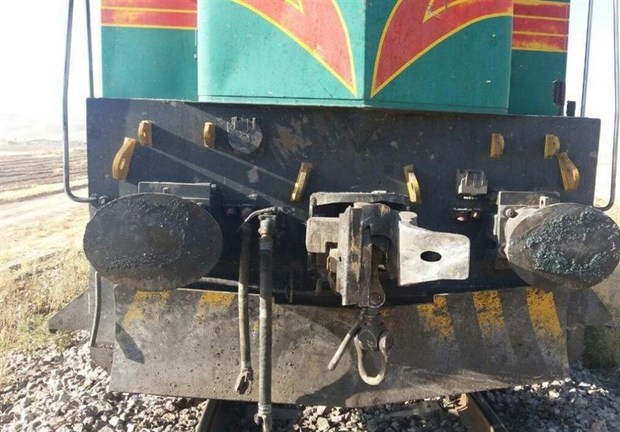 کارگر راه‌آهن بر اثر برخورد با قطار مسافری در دامغان جان باخت
