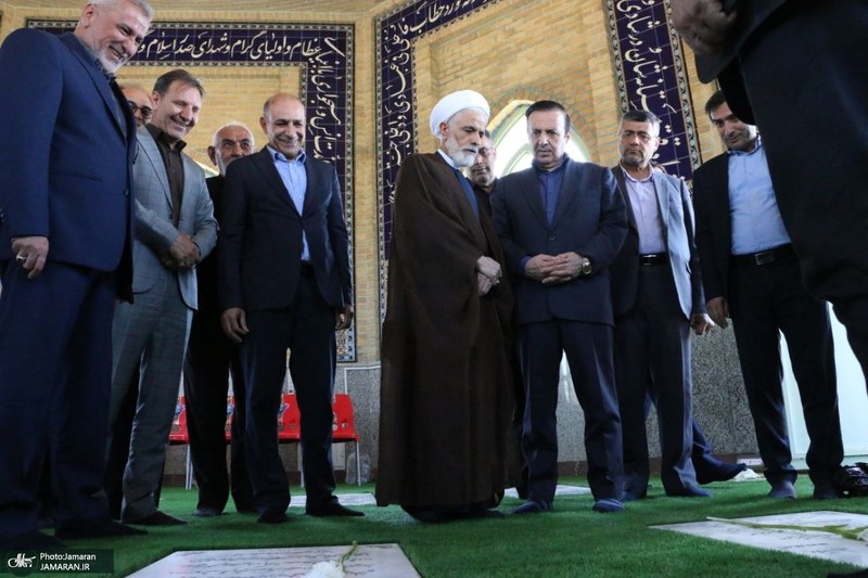 مراسم سی و هفتمین سالگرد بزرگداشت امام خمینی (س) در روستای خیارج استان قزوين