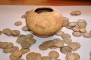 727 عدد سکه تاریخی در لامرد کشف شد