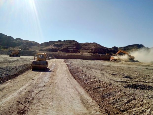عملیات آبخیزداری در حوزه هرمز شهرستان ایرانشهر آغاز شد