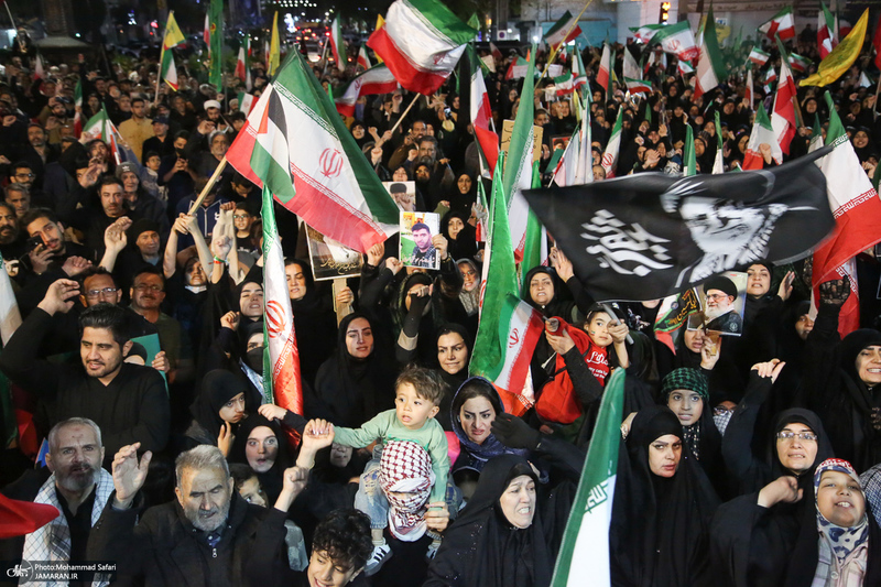 سی و نهمین شب اجتماع پرشور مردم در رباط کریم