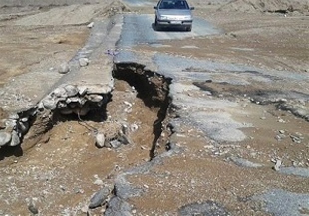 سیلاب 380 میلیارد ریال به جاده های دزفول خسارت زد
