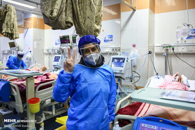 تجهیزات پزشکی اهدایی بخش خصوصی به دست کادر درمان کرمانشاه رسید