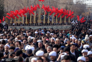 دسته عزاداری روز شهادت حضرت زهرا(س) با حضور آیت الله العظمی وحید خراسانی