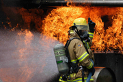 آتش سوزی یک واحد تولیدی در تاکستان مهار شد