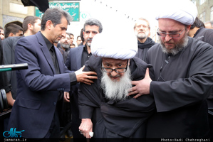عزاداری و پیاده روی آیت الله وحید خراسانی همزمان با سالروز شهادت حضرت زهرا(س) 