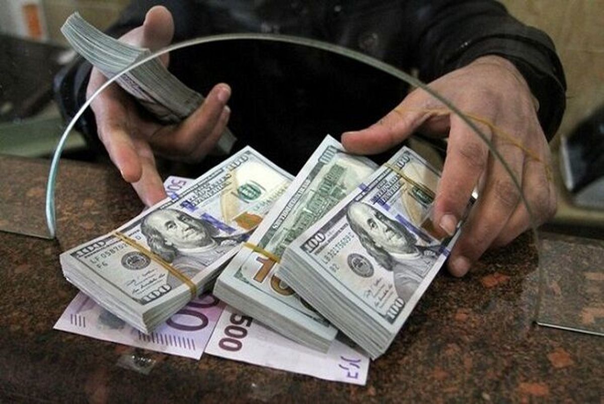 محدودیت خرید و فروش ارز در صرافی‌ها برداشته شد 
