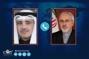 گفت و گو ظریف با وزیر خارجه کویت/ هشدار در خصوص عواقب ماجراجویی احتمالی آمریکا