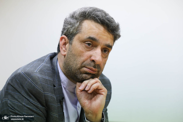 انتقاد معاون دفتر رییس جمهور از حامیان طرح عدم کفایت سیاسی پزشکیان