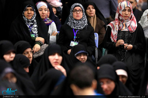 دیدار مسئولان نظام و میهمانان کنفرانس وحدت اسلامى با رهبر معظم انقلاب