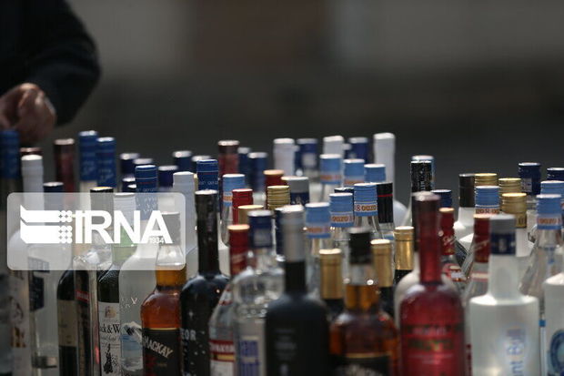 ۵۰ لیتر مشروبات الکلی در کرج کشف شد