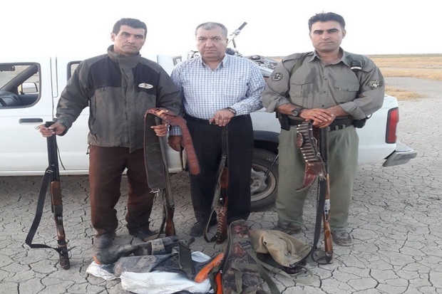4 شکارچی متخلف در مهاباد دستگیر شدند