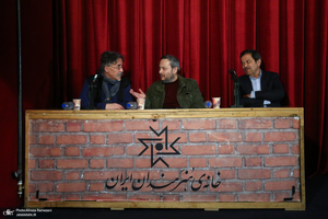 نشست نقد و بررسی فیلم مستند احمد در خانه هنرمندان ایران