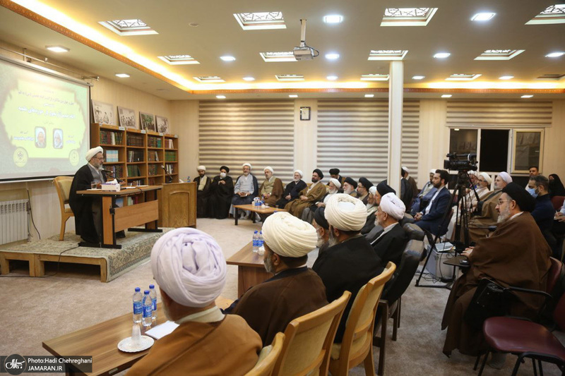 مراسم بزرگداشت چهل و چهارمین سالگرد بازگشت امام خمینی (س) به قم