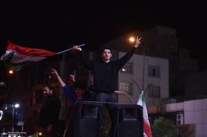 پنجاه و ششمین شب اجتماع پر شور مردم در میدان جمهوری اسلامی