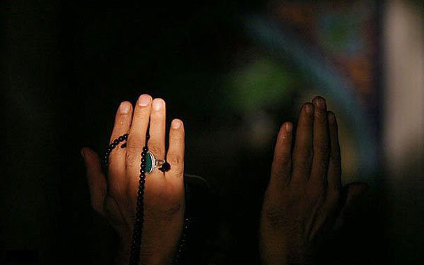 بررسی نقش دعا در فرهنگ انتظار