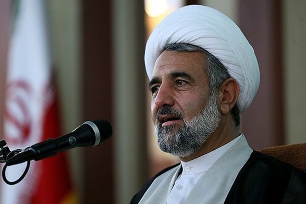 عضو جبهه پایداری: خواست ملت ایران، حفظ برجام است/ مواضع موگرینی قابل تقدیر است