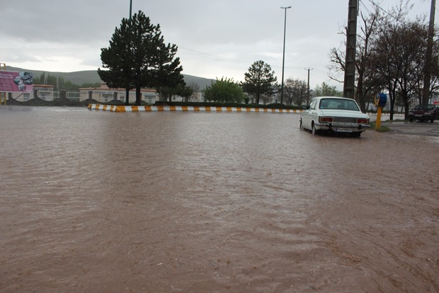 بارش 14میلیمترباران موجب آبگرفتگی معابر خلخال شد