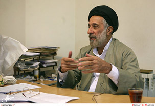 هادی خامنه‌ای: نمی توان به بهانه شرع ، قانون اساسی را ملاک ندانست