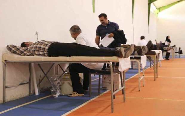 224 داوطلب همزمان با اربعبن حسینی در قروه خون اهدا کردند