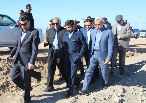 استاندار خوزستان  بر سرعت بخشیدن به طرح های آبرسانی غدیر تاکید کرد