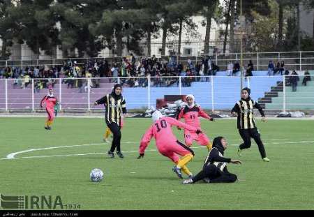 سه فوتبالیست از فارس به اردوی تیم ملی بانوان دعوت شدند
