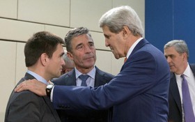 آمریکا احتمالا جایگاه "متحد غیرعضو ناتو" را به اوکراین می دهد