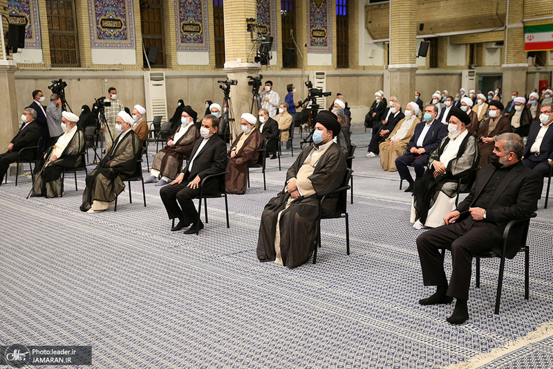 مراسم تنفیذ حکم سیزدهمین دوره ریاست جمهوری اسلامی ایران‌ توسط رهبر انقلاب