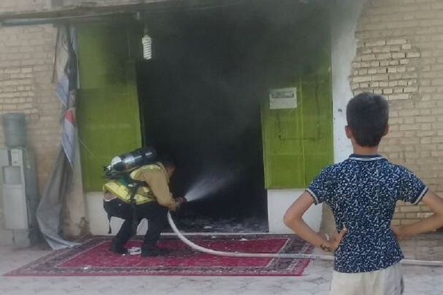 اتصال سیم های برق باعث آتش سوزی مسجد جامع ماهشهر شد