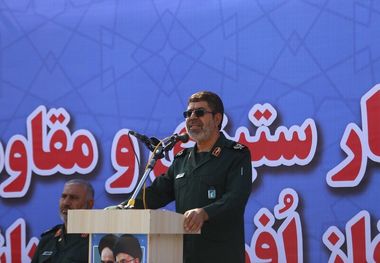 امروز دست آمریکا برای مبارزه با ملت ایران خالی است