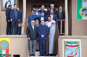 بازدید معاون قوه قضاییه از بیت و زادگاه امام در خمین‎