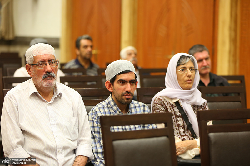 مراسم بزرگداشت امام خمینی (س) در آدریان زرتشتیان