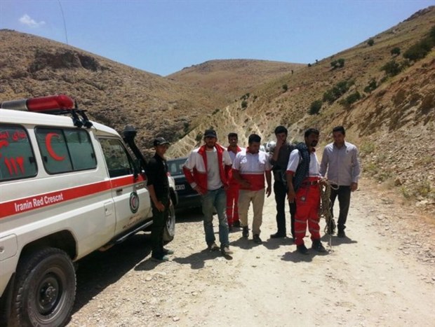 فرد مفقود شده در ارتفاعات ملکشاهی نجات یافت