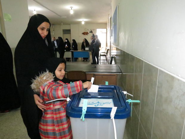 فرماندار: فرایند انتخابات در گچساران در امنیت و آرامش در حال انجام است