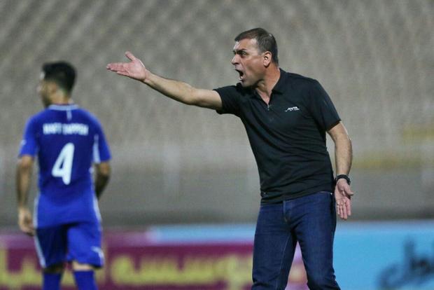ویسی: نباید پیروزی مقابل یمن را حد قهرمانی جلوه داد
