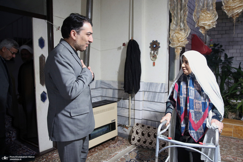 دیدار دست اندر کاران هفته فرهنگی بر استان آفتاب با خانواده شهداء