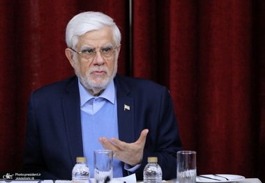 عارف: فردی با تفکر اصلاحات هستم/ اصلاح‌طلبی نسخه نجات کشور است/ نه چپ‌های دوآتشه طرفدار من بودند و نه راست‌های دوآتشه/ باید از کسانی در دولت استفاده کرد که برنامه و راهبرد دولت را قبول داشته باشند