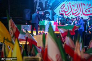 سی و نهمین شب اجتماع پرشور مردم در میدان انقلاب اسلامی
