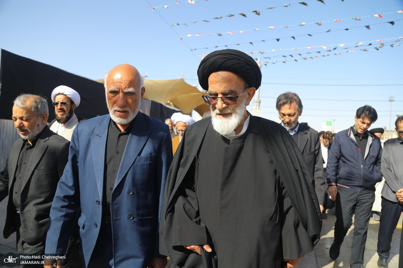 مراسم تشییع آیت الله موسوی تبریزی (ره)