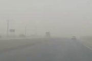 ببینید/ وزش طوفان شن در مسیر زابل - زاهدان