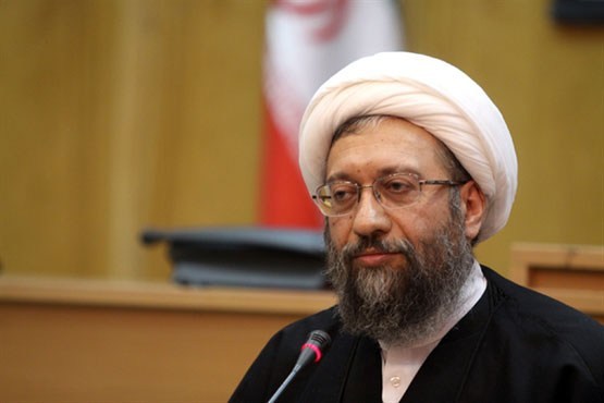 حمایت رهبر انقلاب از مذاکره کنندگان هسته ای پاسخی روشن به افراط و تفریط  ها بود