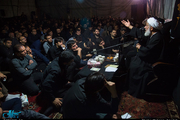 گزارش تصویری/ عزاداری شب تاسوعای حسینی در محضر استاد امجد