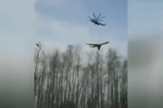 بالگرد روسی در حال انتقال هواپیما !