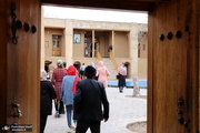 بازدید مسافران نوروزی از بیت تاریخی حضرت امام خمینی(س) در خمین
