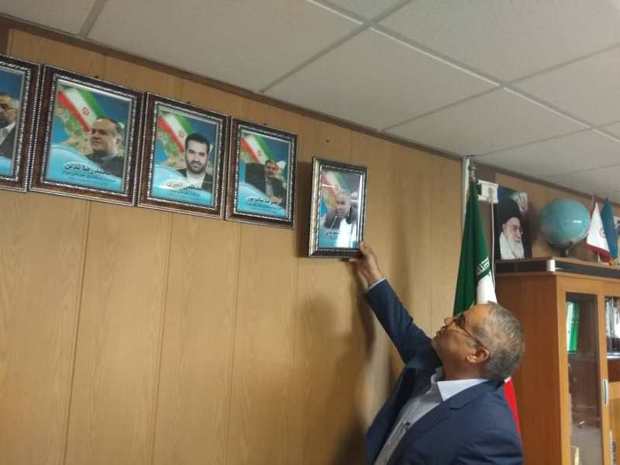 فرماندار شیراز عکس خود را به یادگار گذاشت و رفت