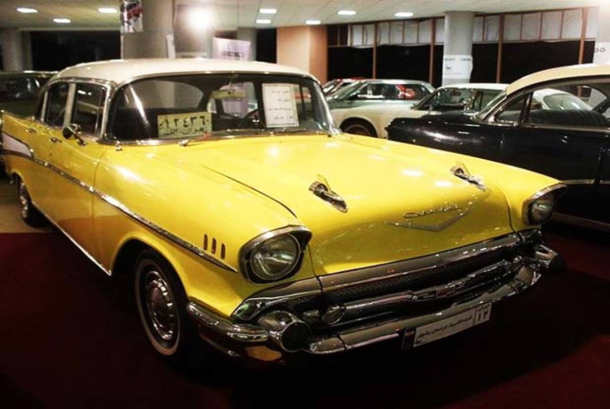 نمایشگاه خودروهای کلاسیک در قزوین / فیلم