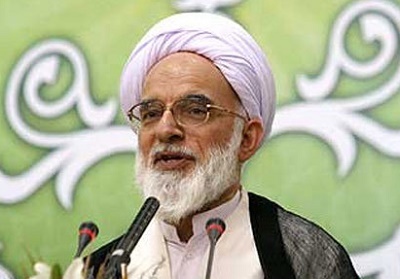 آیت الله موسوی اردبیلی از شخصیت های بزرگ انقلاب بود که همواره خدمات زیادی به اسلام و انقلاب داشت