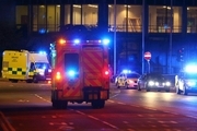 ادای احترام به قربانیان حمله تروریستی منچستر در فینال لیگ اروپا