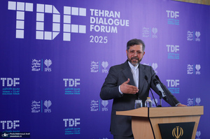 نشست خبری سعید خطیب زاده با موضوع مجمع گفتگوی تهران